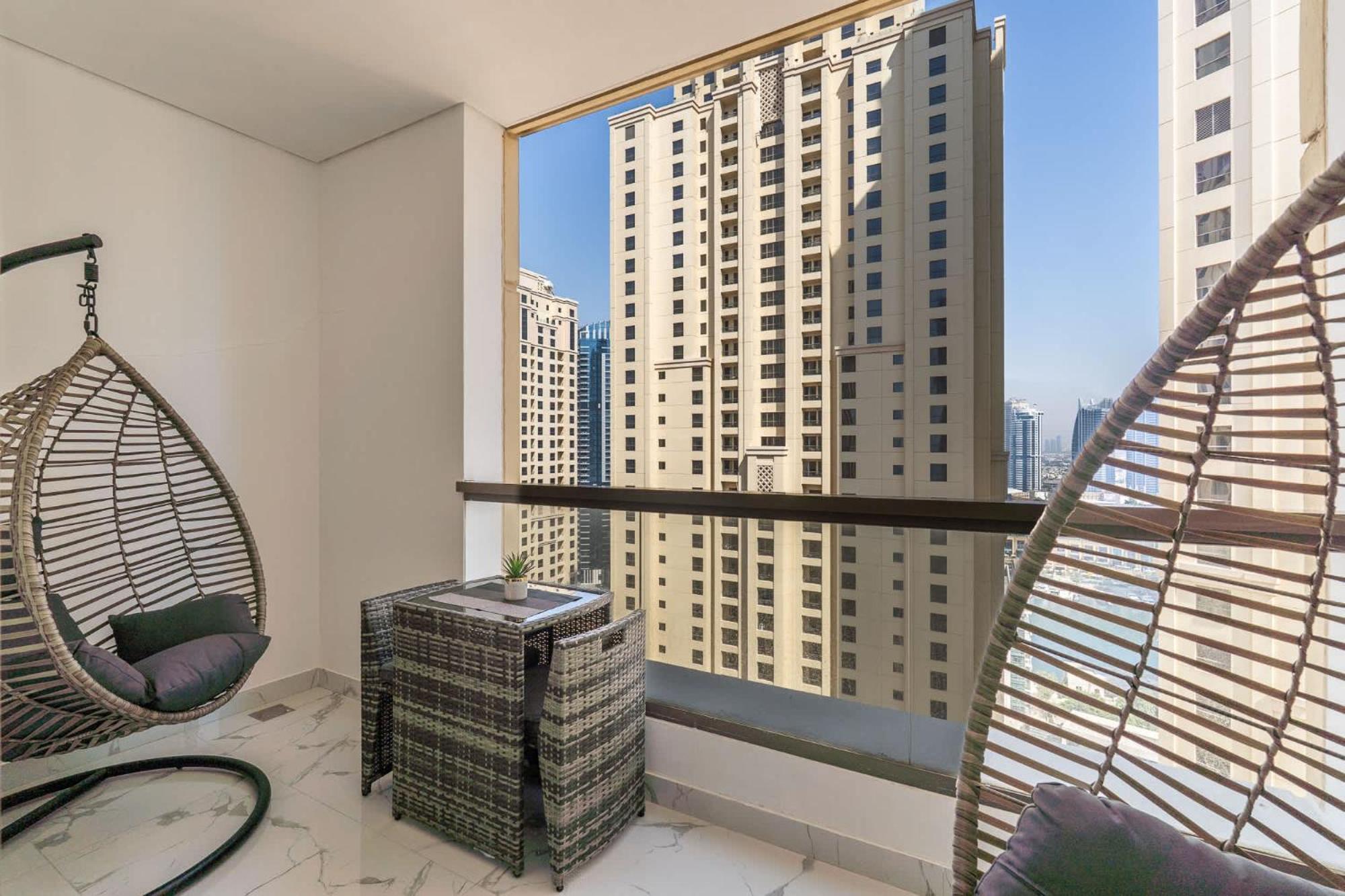 Apartment Bahar 2's Stylish 2 Bedroom That Sleeps 4 Dubai