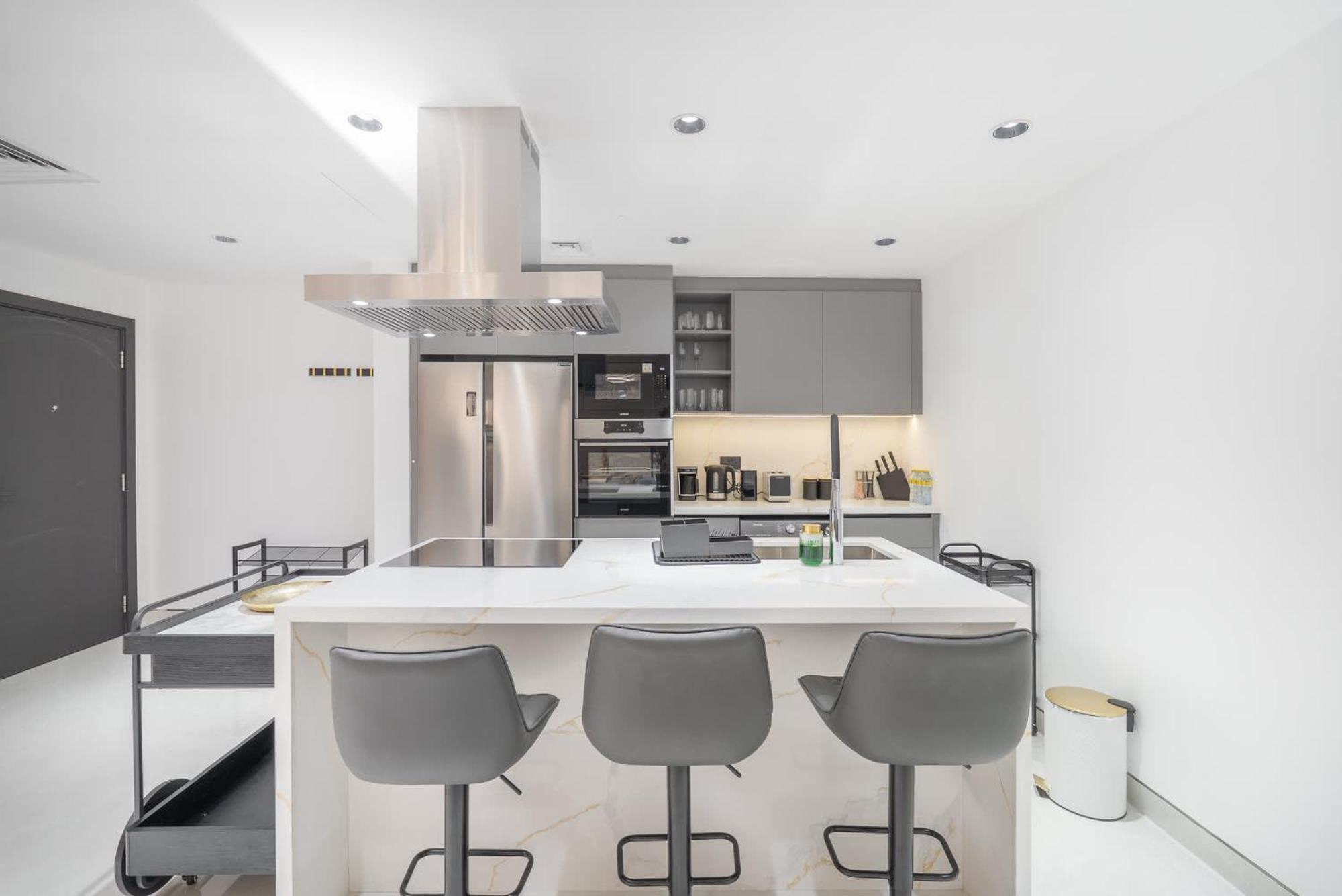 Bahar 2's Stylish 2 Bedroom That Sleeps 4 Apartment *