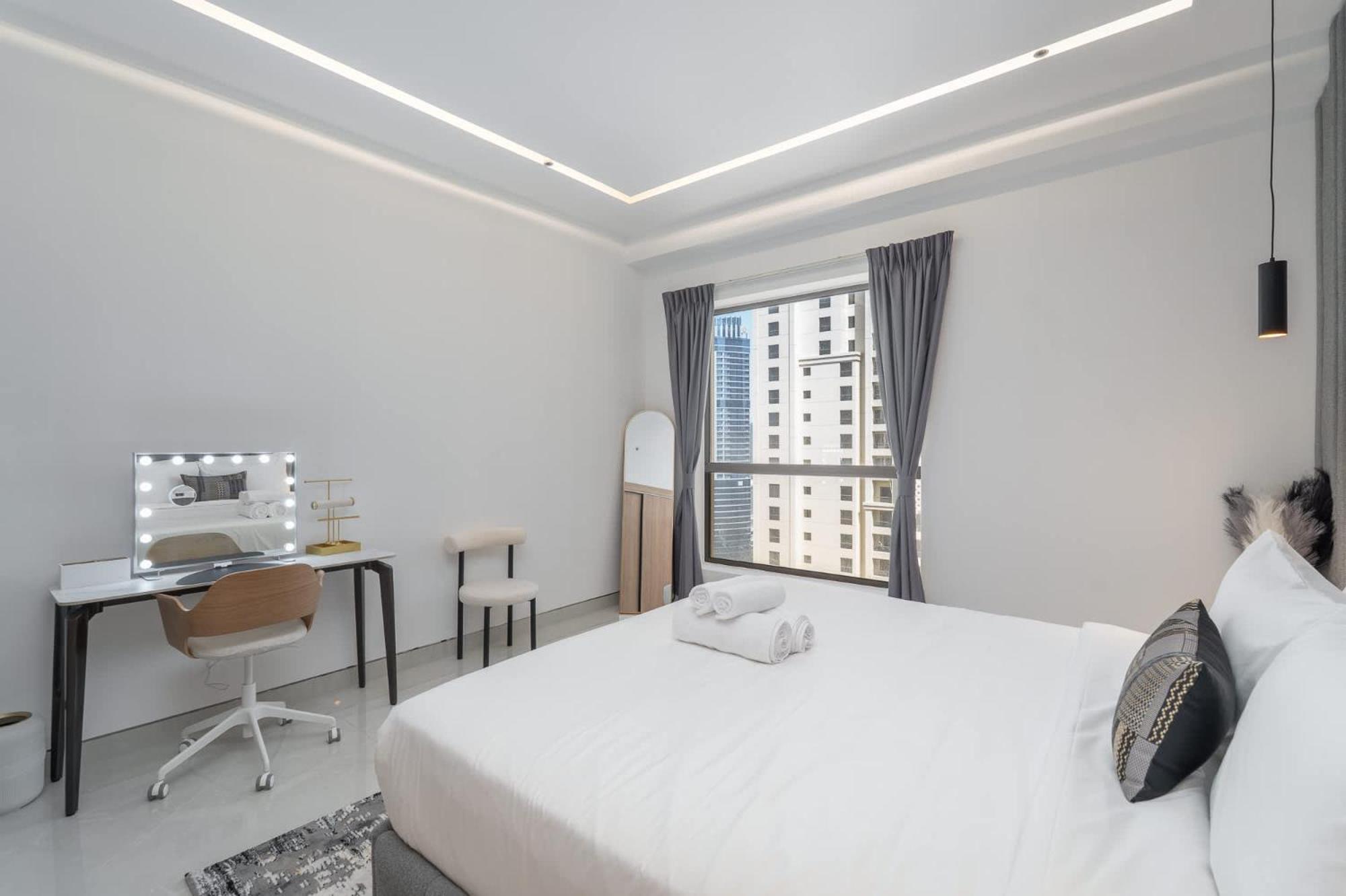 Apartment Bahar 2's Stylish 2 Bedroom That Sleeps 4
